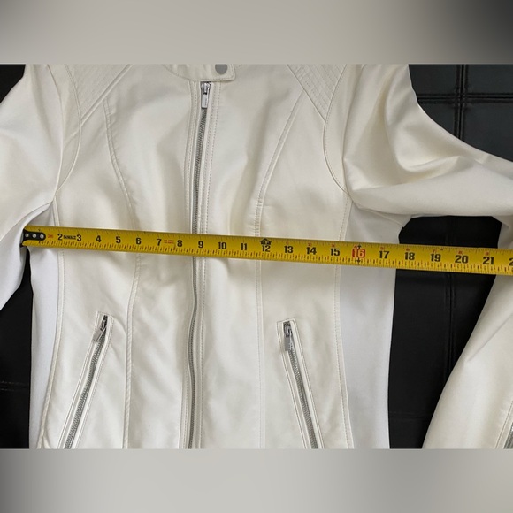 NWOT. Express Faux Leather Moto
Jacket, Sz L - Picture 6 of 10